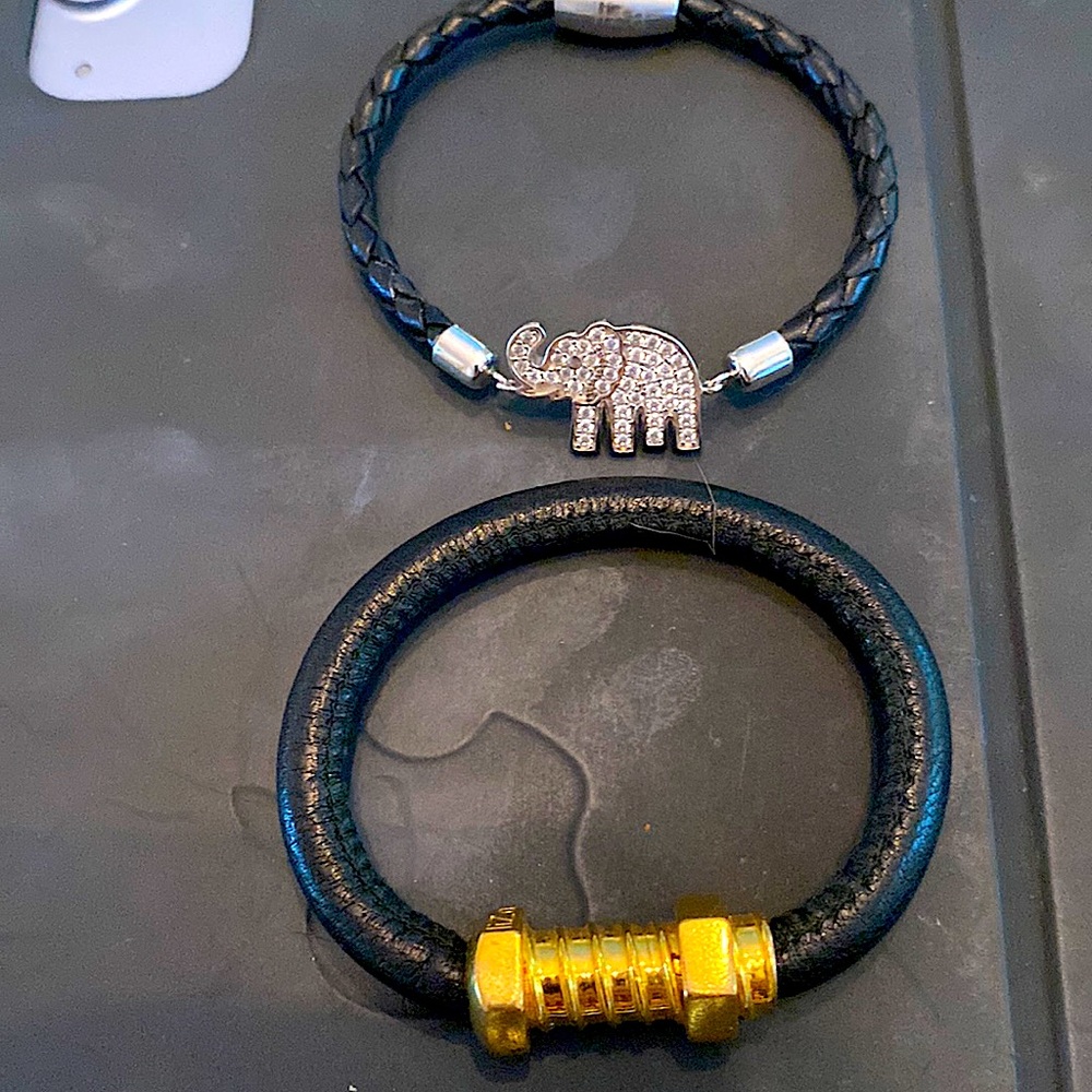 2 Small Liza Schwartz bracelets